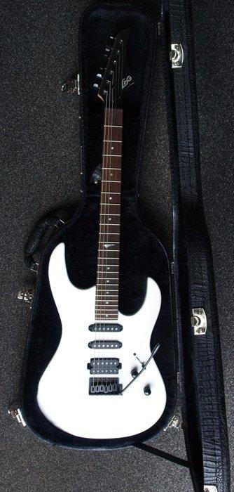 Lag - Arkane A-PT-WH - - Elektrische gitaar, Muziek en Instrumenten, Snaarinstrumenten | Gitaren | Akoestisch