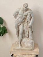 Figure - Hercule Farnèse, 43 cm - matériau marbresina de