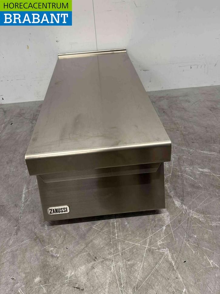 Meuble de travail Zanussi en acier inoxydable Meuble neutre, Articles professionnels, Horeca | Autre, Envoi