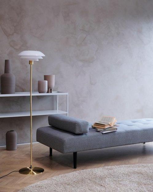 Dyberg Larsen - Staande lamp - DL31 - Opaal / Messing -, Antiek en Kunst, Antiek | Verlichting