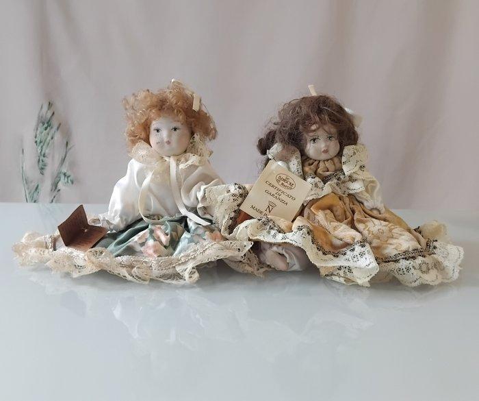 Themacollectie - Porseleinen pop (37) - Capodimonte, e, Antiek en Kunst, Antiek | Speelgoed