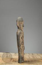 Oud-Aziatisch IJzer Replica van een krijgerfiguur naar