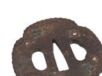 Paire de tsuba, menuki de garde de sabre avec incrustation