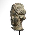 Oud-Romeins Brons Hoofd van een Noble Dame
