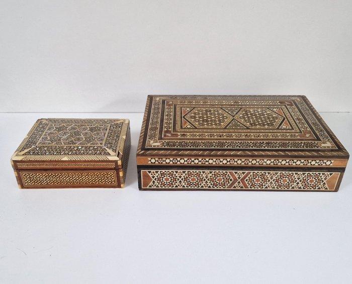 Kist (2) - Hout, Been, parelmoer, Antiek en Kunst, Curiosa en Brocante