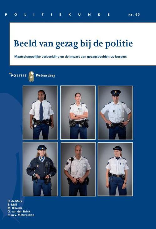 Politiekunde 63 -   Beeld van gezag bij de politie, Livres, Science, Envoi
