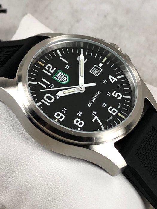 Luminox - Patagonia Steel - Zonder minimumprijs - X2.2501 -, Bijoux, Sacs & Beauté, Montres | Hommes