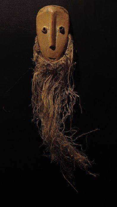 Kleun masker van Lukwakongo, de Lega, Congo. - rechstgeach -, Antiek en Kunst, Kunst | Niet-Westerse kunst