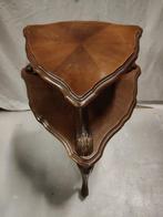 Salontafel - walnotenhout - Klavertjevier-bijzettafel.