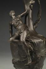 Alfred Barye (1839-1905) - Vaas - Verzilverd - Art Nouveau, Antiquités & Art