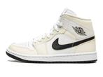 Air Jordan 1 Mid Coconut Milk - Maat 40 EU, Ophalen of Verzenden, Nieuw