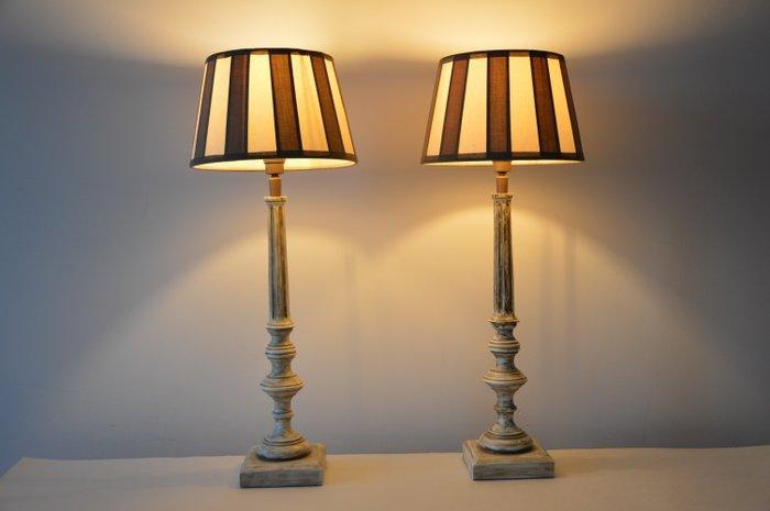 Tafellamp (2) - Paar landelijke tafellampen - Hars, Linnen, Antiek en Kunst, Curiosa en Brocante