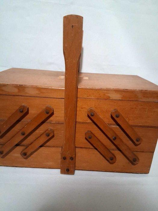 Hobbydoos - hobbydoos / koffer / naaikist - Hout, Antiek en Kunst, Curiosa en Brocante