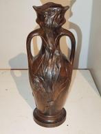 Vase Art Nouveau Signé G.Des - Vaas  - Zinklegering, Antiek en Kunst