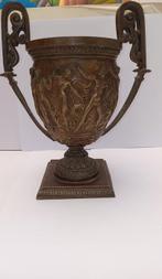 Vase - Bronze brunie en relief, Antiek en Kunst