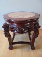 Chinese bijzettafel bloemmotief in roze marmer en