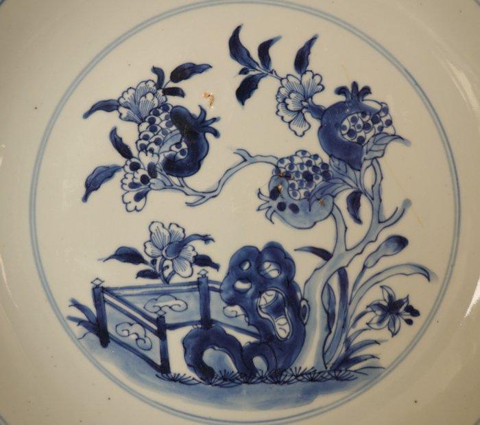 Qianlong (1735-1796) - Assiette - A Large Pomegranate Tree, Antiek en Kunst, Antiek | Overige Antiek