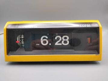 Flip klok - Copal - Plastic - 1960-1970, 1970-1980 beschikbaar voor biedingen