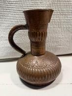 Kruik - Koper - Grote handgehamerde karaf