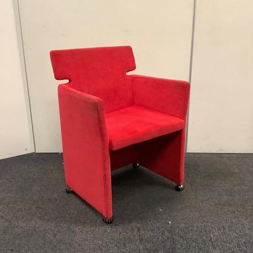 Artifort Key verrijdbare design stoel, rode stoffering, Huis en Inrichting, Stoelen, Rood, Gebruikt, Eén, Stof