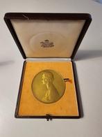 Belgique. 2 Penningen van Koning Leopold 3 van Belgie en