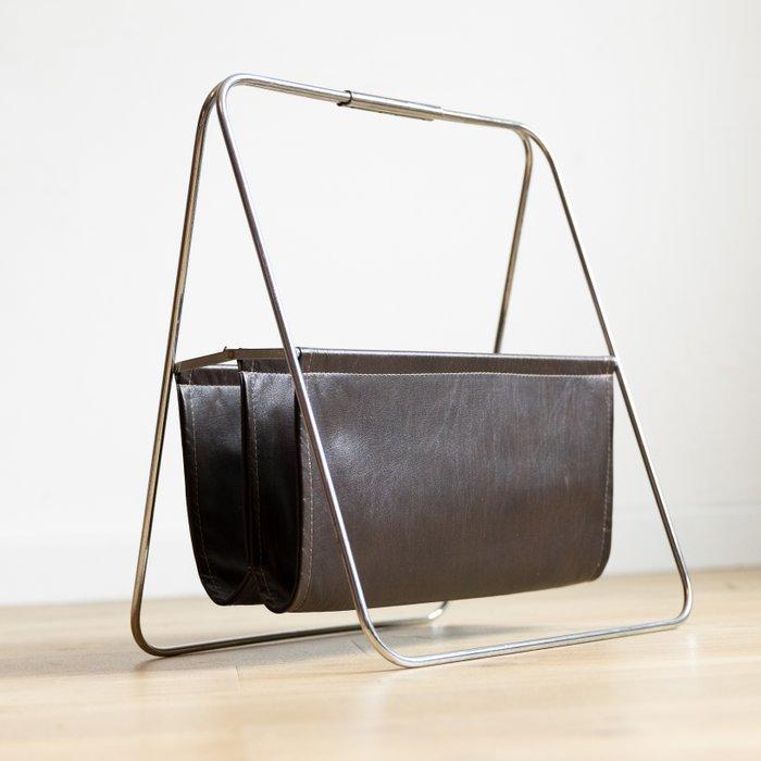 Tijdschriftenhouder - Verchroomd, Leder - Design krantenrek, Antiek en Kunst, Kunst | Designobjecten