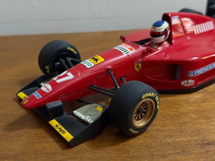 Minichamps 1:18 - Modelbouwdoos - Ferrari 412T1 #27, Hobby en Vrije tijd, Modelauto's | 1:5 tot 1:12