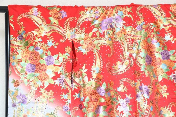 kimono - Iro-Uchikake (robe traditionnelle japonaise)} -, Antiek en Kunst, Antiek | Overige Antiek