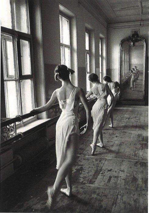Cornell Capa (1918–2008) - The Bolshoi Ballet School Moscow, Verzamelen, Postkaarten | Buitenland