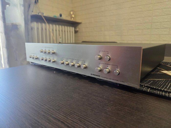 Pioneer - U-84 Analoge mixer, Audio, Tv en Foto, Radio's