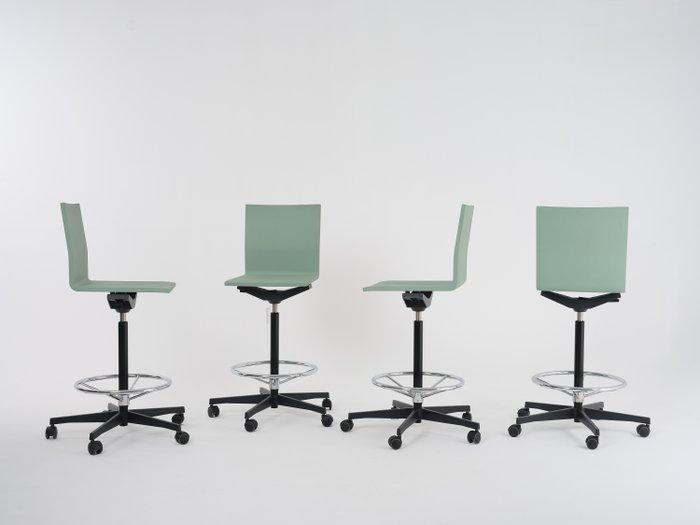 Vitra - Maarten Van Severen - Stoel (4) - .04 Counter - PVC,, Antiek en Kunst, Kunst | Designobjecten