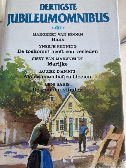 Dertigste Jubileumomnibus 9789020524024 Margreet van Hoorn, Boeken, Romans, Gelezen, Verzenden