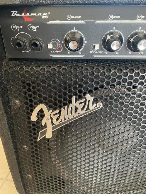 Fender - Nombre darticles : 1 - Amplificateur de basse, Muziek en Instrumenten, Snaarinstrumenten | Gitaren | Akoestisch