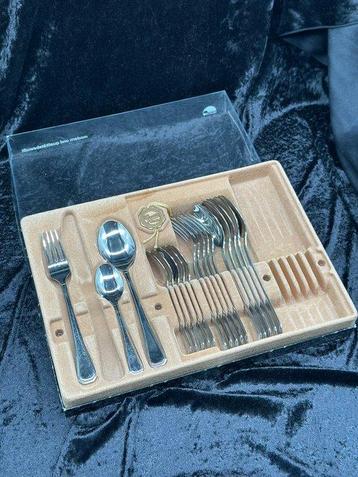 Michelin Besteckset – Chrom-Nickel 18/10 im Originaletui,