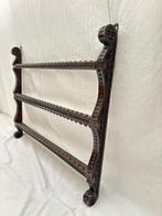 Rek - Antiek Bordenrek in Renaissance Revival Stijl (ca.