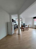 Appartement aan Rue Amédée Lynen, Saint-Josse-ten-Noode, 50 m² of meer