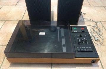 ② Tesla NZC150 Stereo with Speakers Platenspeler — Radio's — 2dehands