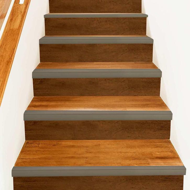 vidaXL Trapprofielen 30 pcs champagne 67 x 3.5 x 3 cm, Bricolage & Construction, Échelles & Escaliers, Envoi