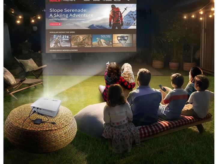 Acer H6816ATV - DLP-Beamer - 4K UHD 4000 ANSI Lumen 3D - wit, Huis en Inrichting, Woonaccessoires | Overige, Zo goed als nieuw