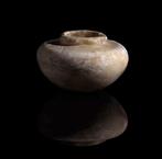 Het oude Egypte, alabaster vaas - 7 cm