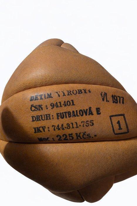 Football - 1977 - Vintage leren voetbal, Collections, Collections Autre