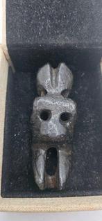 Zeldzaam amulet Groten Alien Hongshan uit meteoriet - Zeer