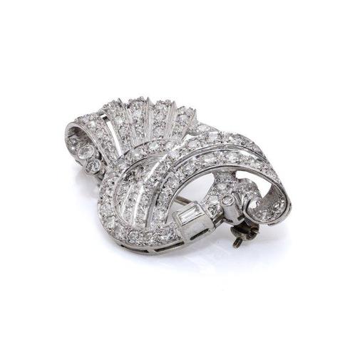 Broche Broche vintage en diamants avec un design en scroll, Handtassen en Accessoires, Antieke sieraden