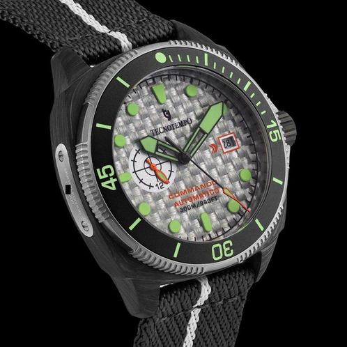 Tecnotempo - Commando - Forged Carbon & Titanium -, Handtassen en Accessoires, Horloges | Heren