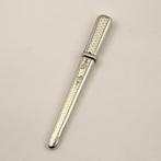 Antieke (1814-1906) naaldenkoker + vingerhoed met amber - H.