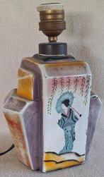 Tafellamp - Lampvoet met een gestapend hoekig ontwerp -