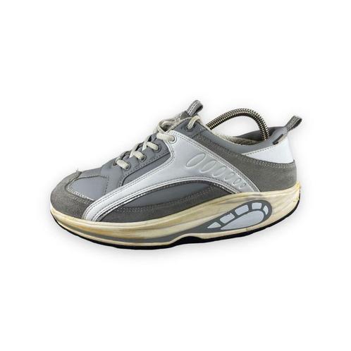 Buffalo Sneakers Grey - Maat 39, Kleding | Dames, Schoenen, Sneakers, Verzenden