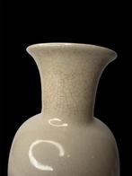 Balustervaas van craquelé porselein - China - Qing Dynastie