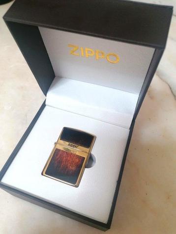 Zippo, Zippo Edição de Luxo - Dourado com Incrustação de beschikbaar voor biedingen