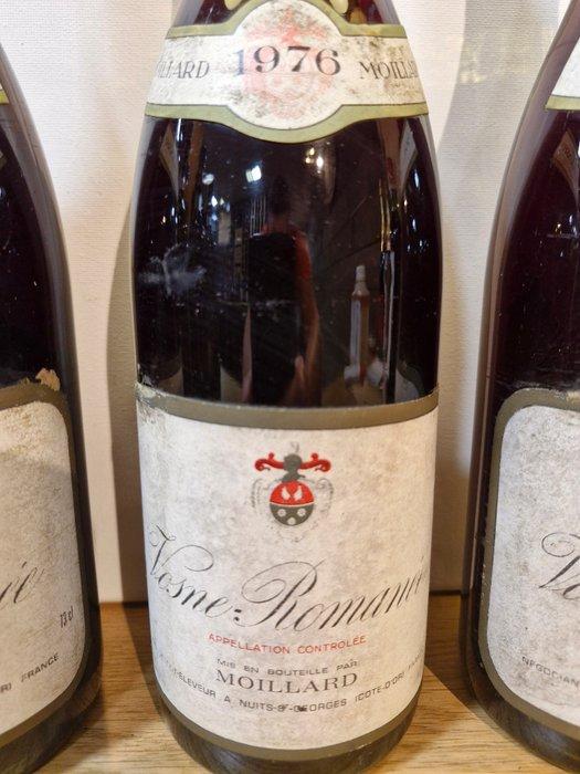 1976 Moillard - Vosne-Romanée - 3 Flessen (0.75 liter), Verzamelen, Wijnen